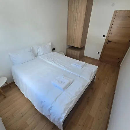 Jahorinska 51 アパート *